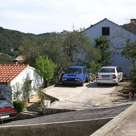 By The Sea Zrnovska Banja, - 4347 דירה