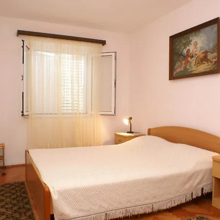 By The Sea Zrnovska Banja, - 4347 דירה *